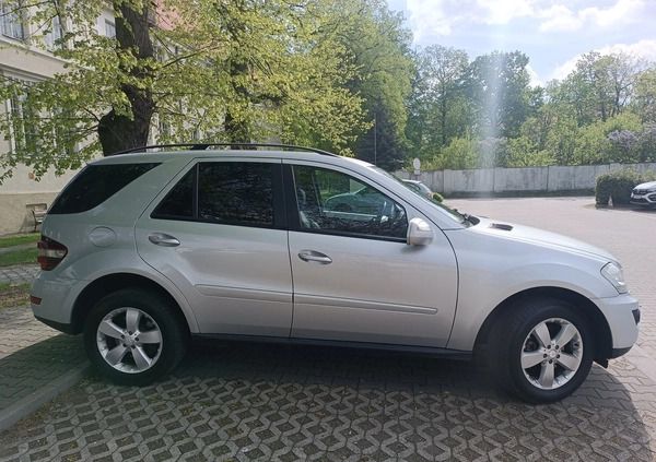 Mercedes-Benz ML cena 34900 przebieg: 419000, rok produkcji 2008 z Pyrzyce małe 154